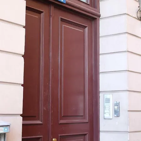 Апартаменты Old Cinema Loft Adelin Рига