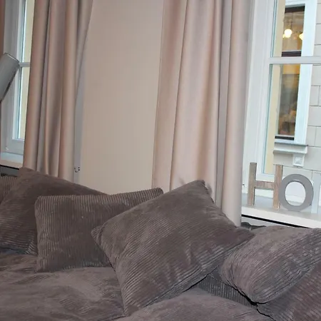 Old Cinema Loft Adelin Апартаменты